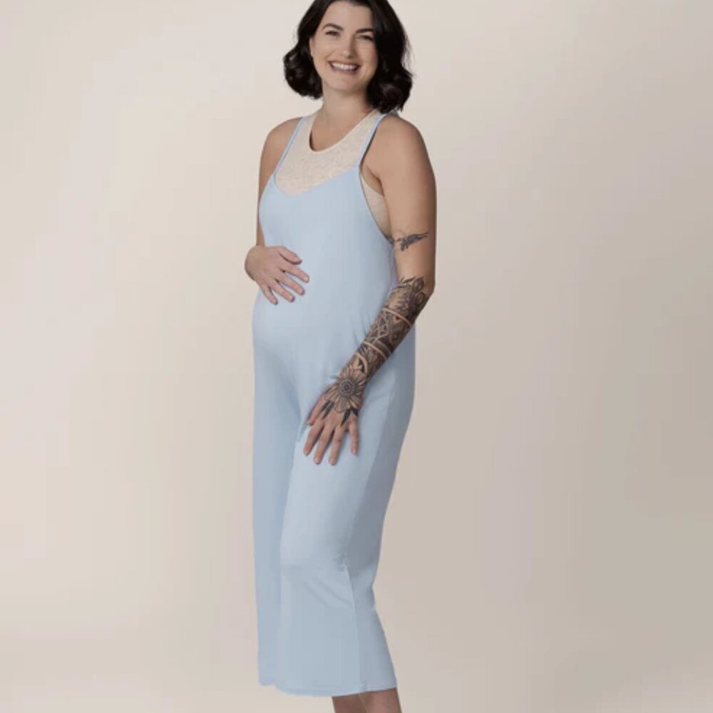 Kindred Bravely Charlie Maternity & Nursing Romper Size Medium in French Blue